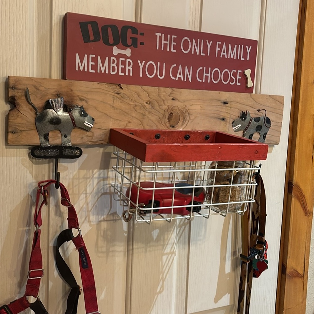 Dog Accessory Storage - Picture 3 of 11